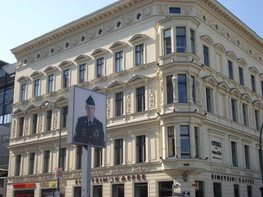 Radtour Berliner Mauerweg - Checkpoint Charlie