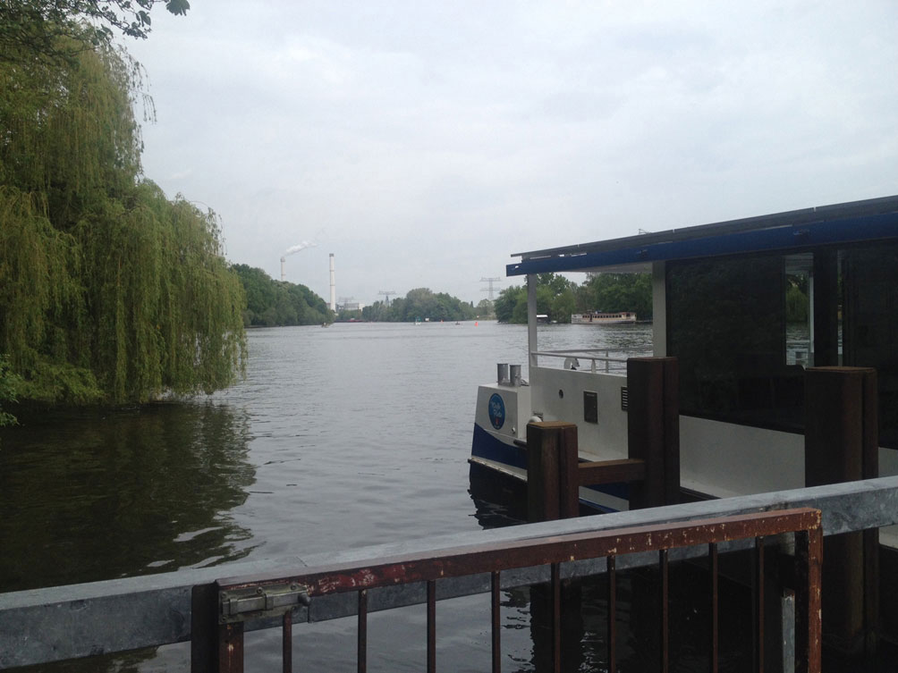 Radtour vom Treptower Park nach Köpenick - Fähre F11