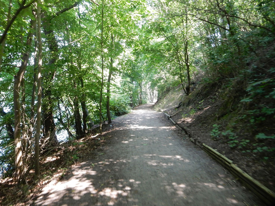 Radtour und Baden am Straussee