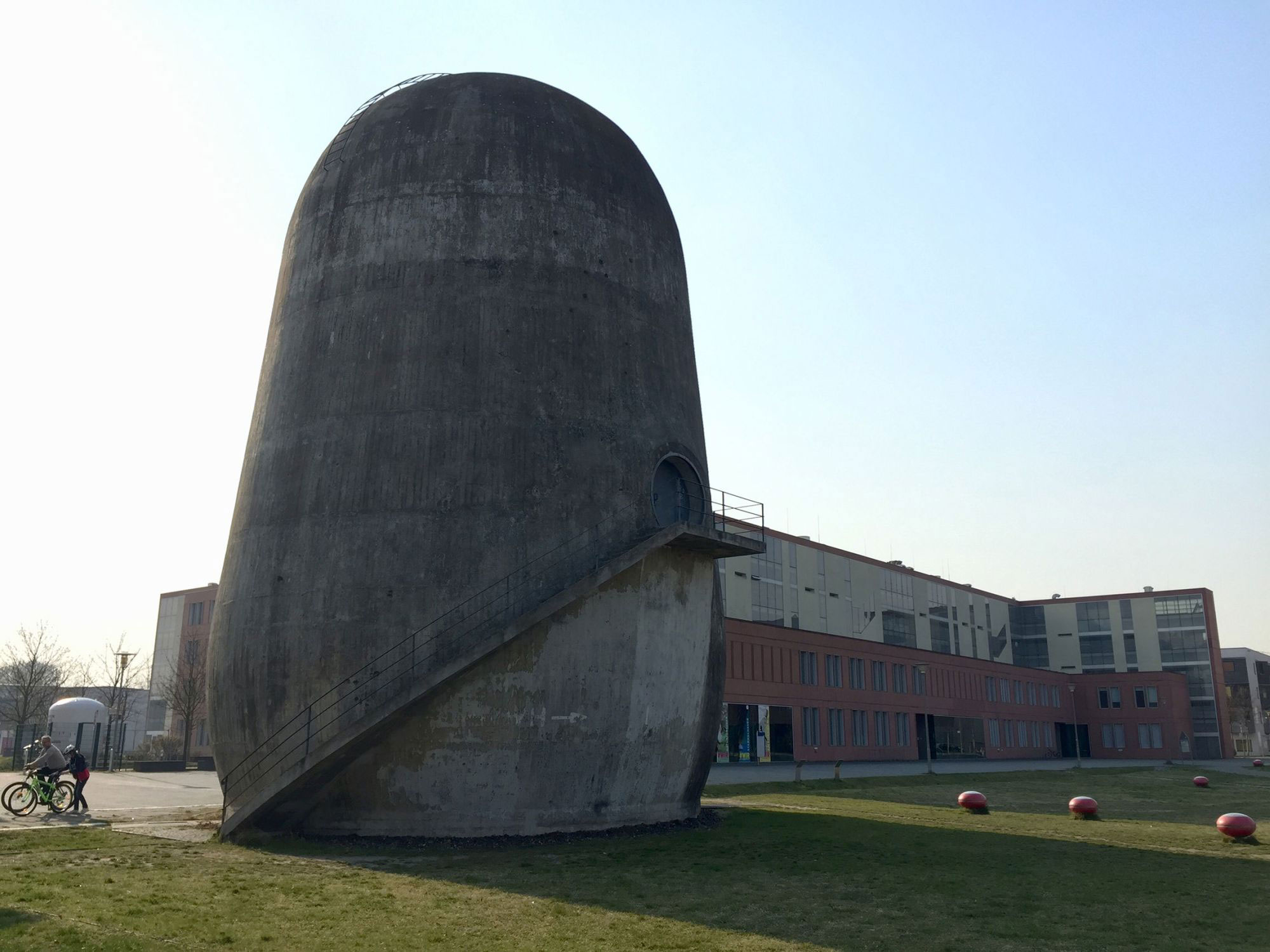 Trudelturm im Aerodynamischen Park